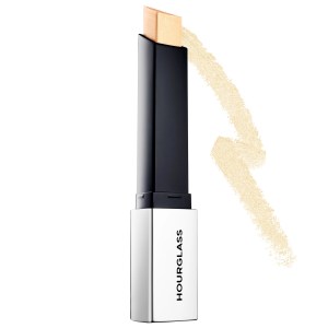 Hourglass Vanish™ Flash Highlighting Stick Color: Gold Flash