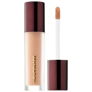 Hourglass Veil™ Retouching Fluid Color: Natural - Light to Light Medium