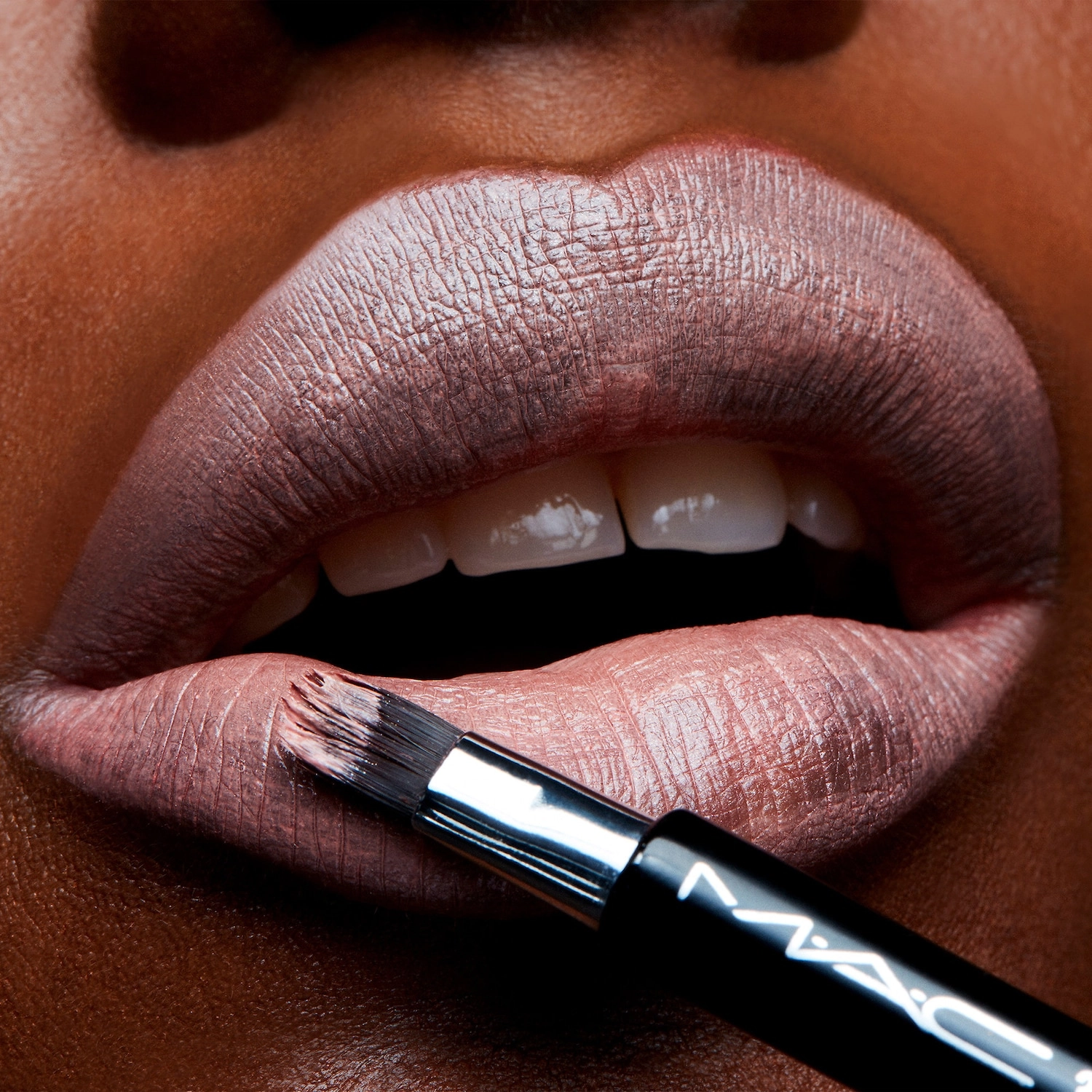 MAC Cosmetics Cremesheen Lipstick in Crème D'Nude - Image 3