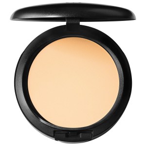 MAC Cosmetics Studio Fix Powder Plus Foundation Color: C3 - Beige with Neutral Golden Undertone for Light to Medium Skin