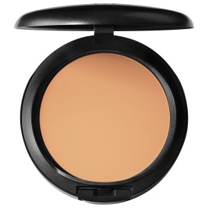 MAC Cosmetics Studio Fix Powder Plus Foundation Color: C6 - Tanned Peach with Peach Undertone for Medium to Dark Skin