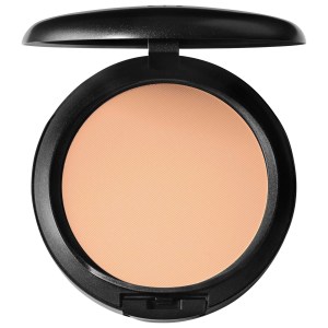 MAC Cosmetics Studio Fix Powder Plus Foundation Color: C4.5 - Peachy Golden