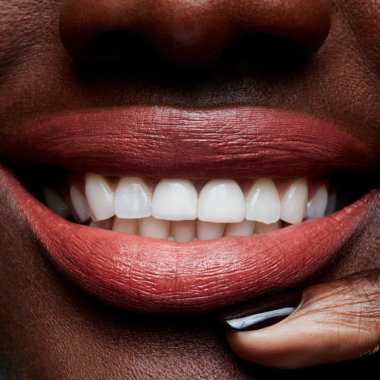 MAC Cosmetics Satin Lipstick in Mocha - Peachy Yellow-Brown - Image 3