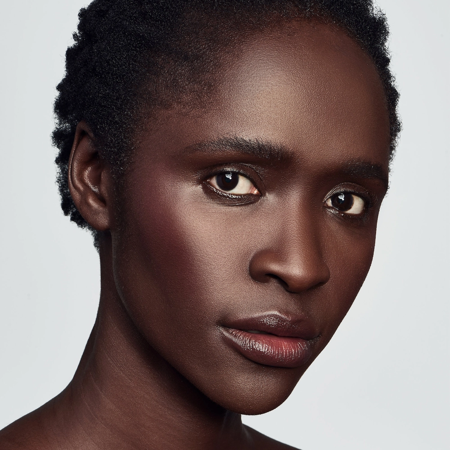 Estée Lauder Double Wear Stay-in-Place Foundation 8C1 Rich Java - Image 2
