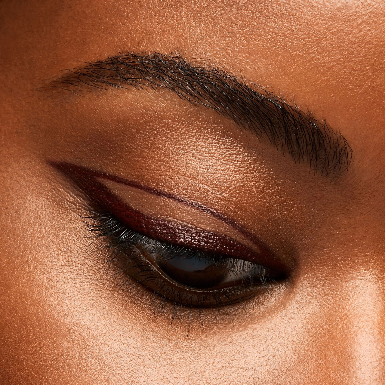 Shiseido MicroLiner Ink Eyeliner Color: Plum - Image 5