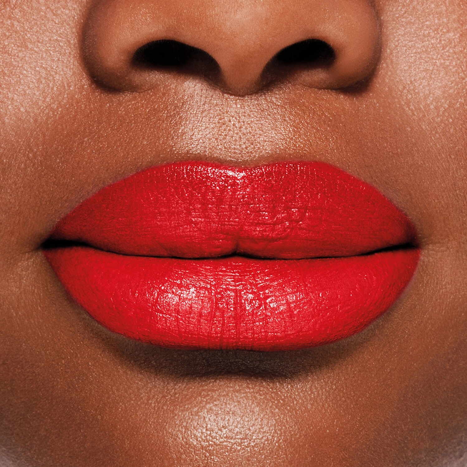 Shiseido VisionAiry Gel Lipstick Color: Code Red - Ruby Red Satin Finish - Image 6