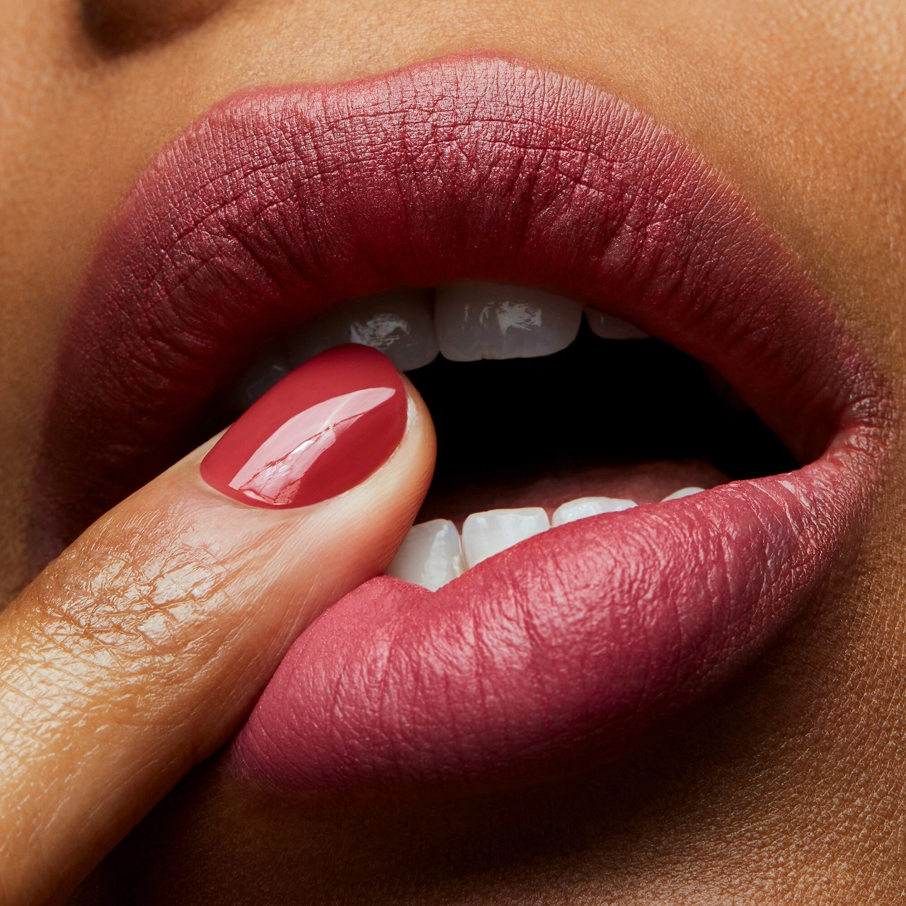 MAC Cosmetics Powder Kiss Lipstick Color: A Little Tamed - Midtone Pink - Image 5