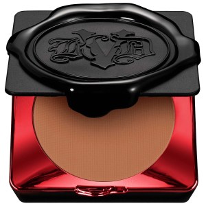 KVD Beauty Lock-It Powder Foundation Color: 210 Deep - Deep Pecan Vegan