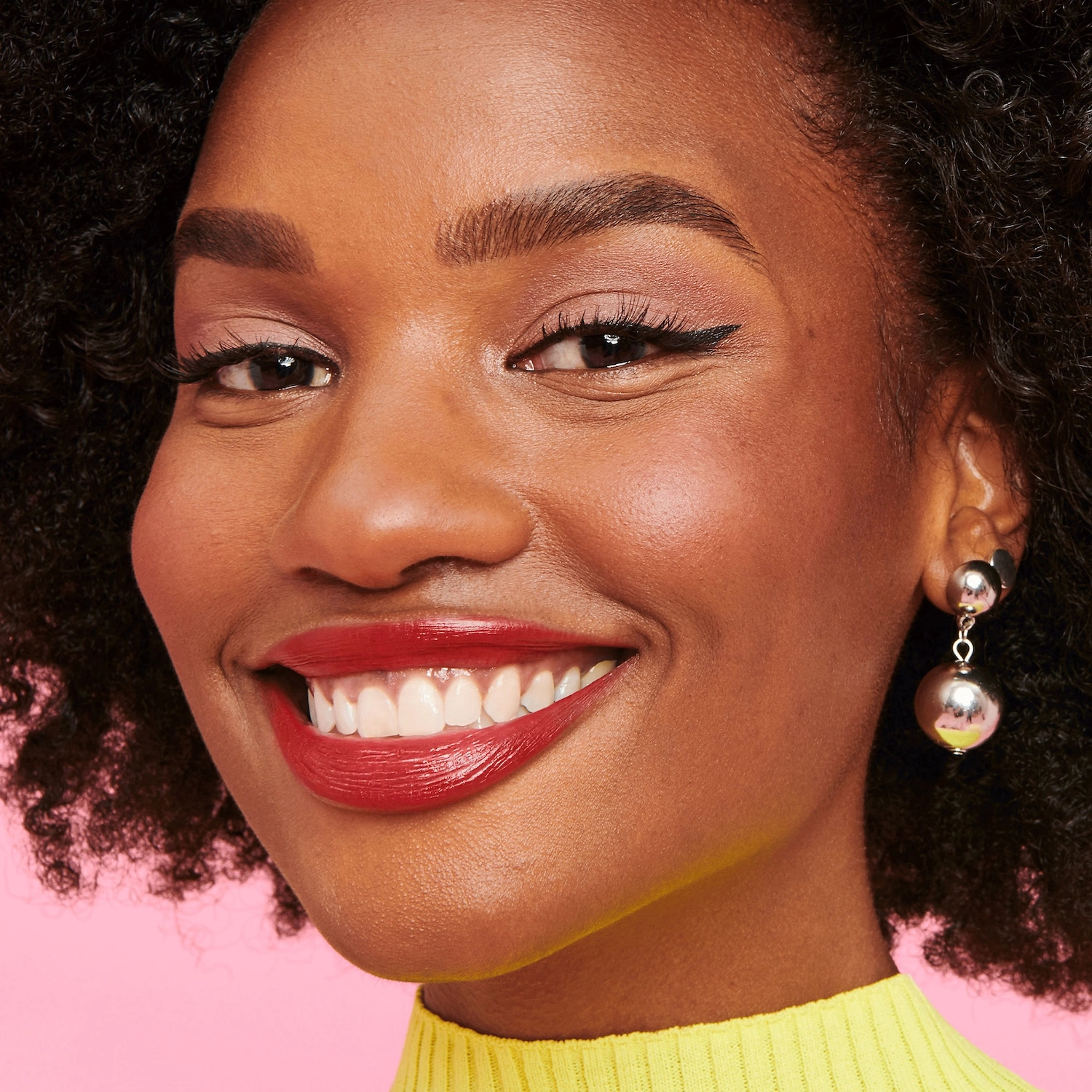 Benefit Cosmetics Roller Liner Waterproof Liquid Eyeliner in Brown - Image 5