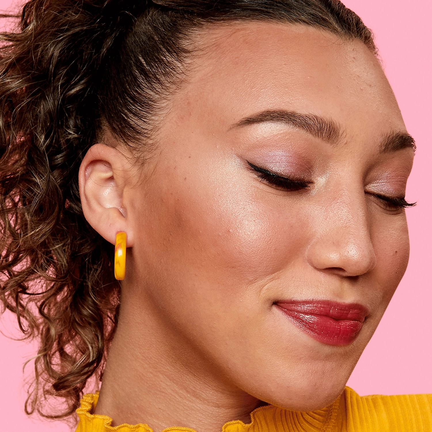 Benefit Cosmetics Roller Liner Waterproof Liquid Eyeliner in Brown - Image 4