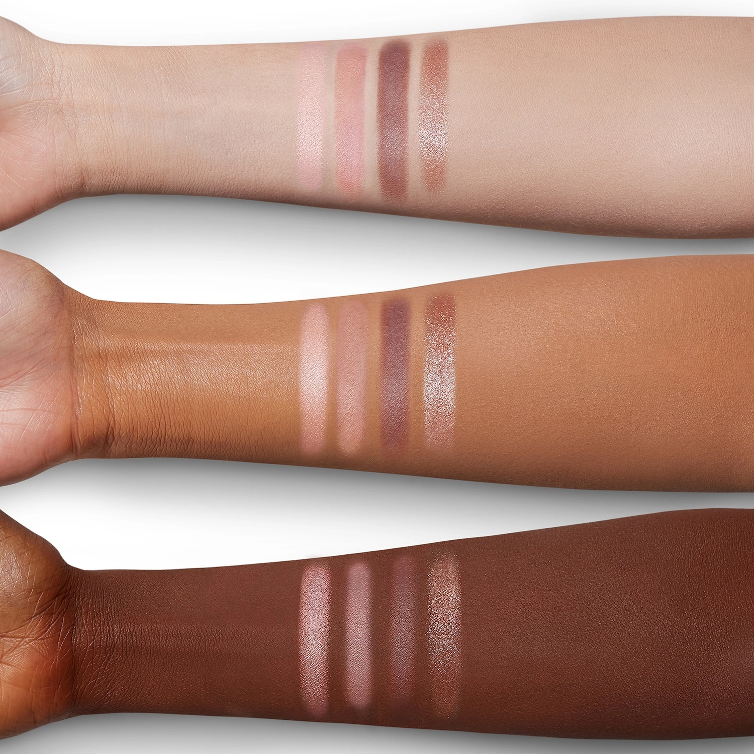 Charlotte Tilbury Luxury Eyeshadow Palette in Pillow Talk Shimmer Finish - Image 6