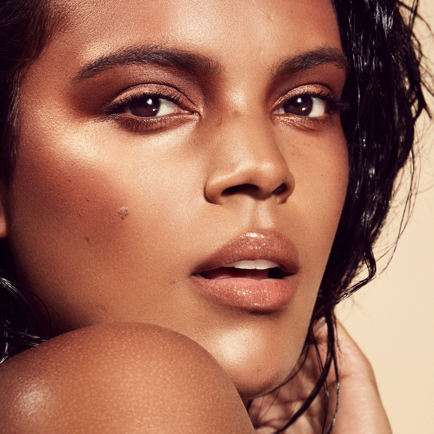 Fenty Beauty by Rihanna Killawatt Foil Freestyle Highlighter Color: Penny4uthots - Image 5
