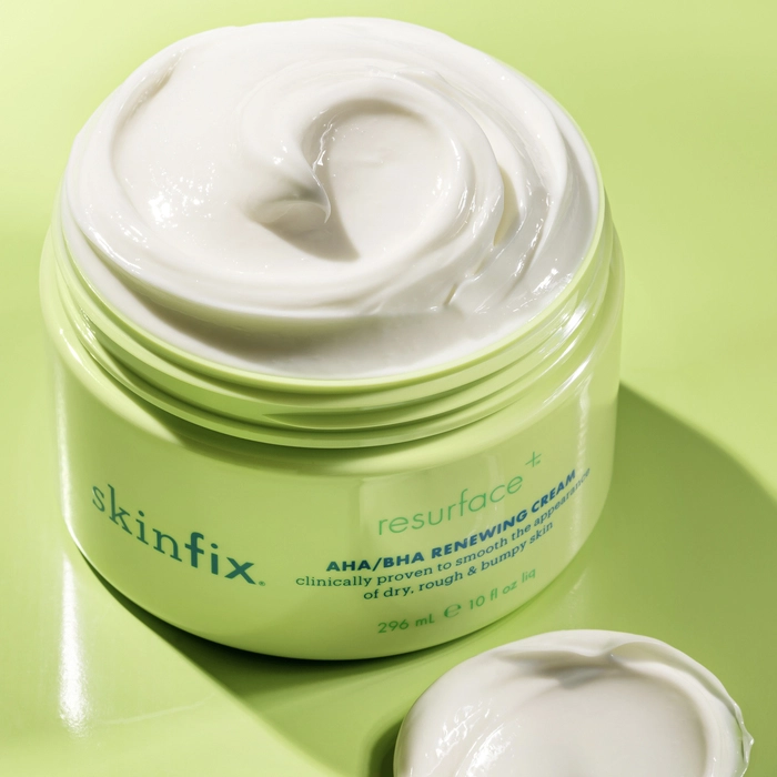 Skinfix Resurface+ AHA Renewing Body Cream - Image 5