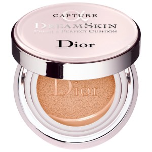 Dior Capture Dreamskin Fresh & Perfect Cushion Color: 010 Ivory Light Coverage Refill