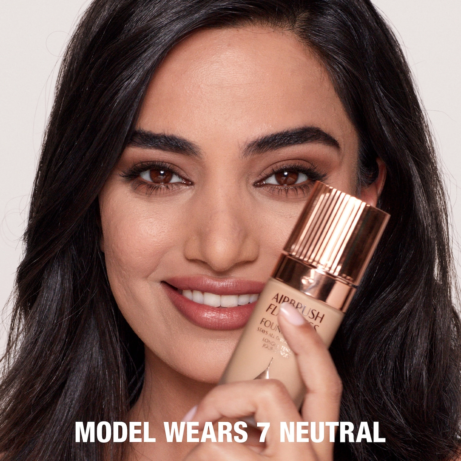 Charlotte Tilbury Airbrush Flawless Longwear Foundation 7 Neutral - Medium Skin with Neutral Undertones - Image 4