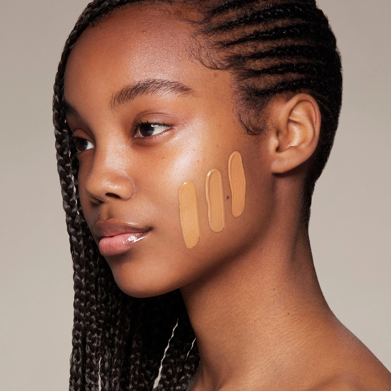 Anastasia Beverly Hills Luminous Foundation 420C - Tan Skin with Cool Undertone - Image 3