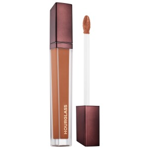Hourglass Vanish™ Airbrush Concealer Color: Umber 9 - Medium Deep, Peach Undertones