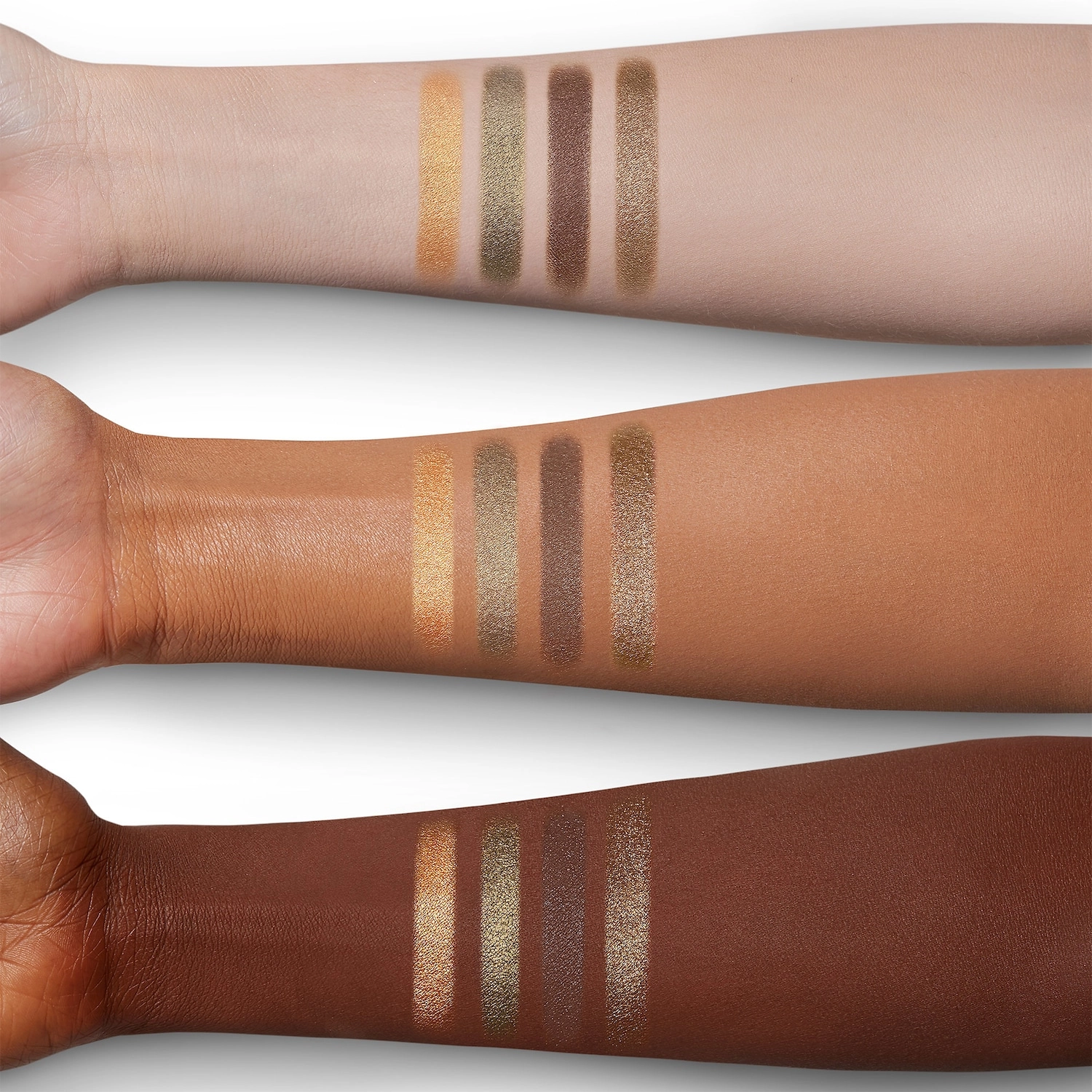Charlotte Tilbury Luxury Eyeshadow Palette Color: Rebel - Image 4