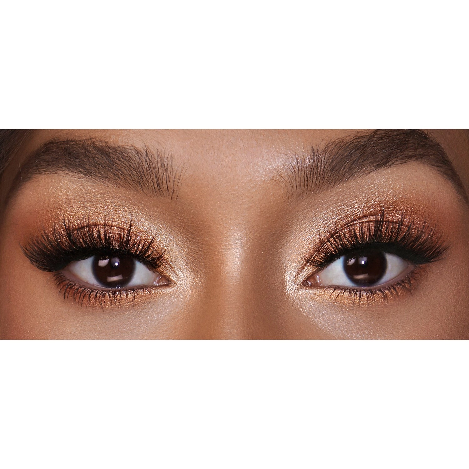 Charlotte Tilbury Luxury Eyeshadow Palette Queen of Glow Shimmer Finish - Image 5