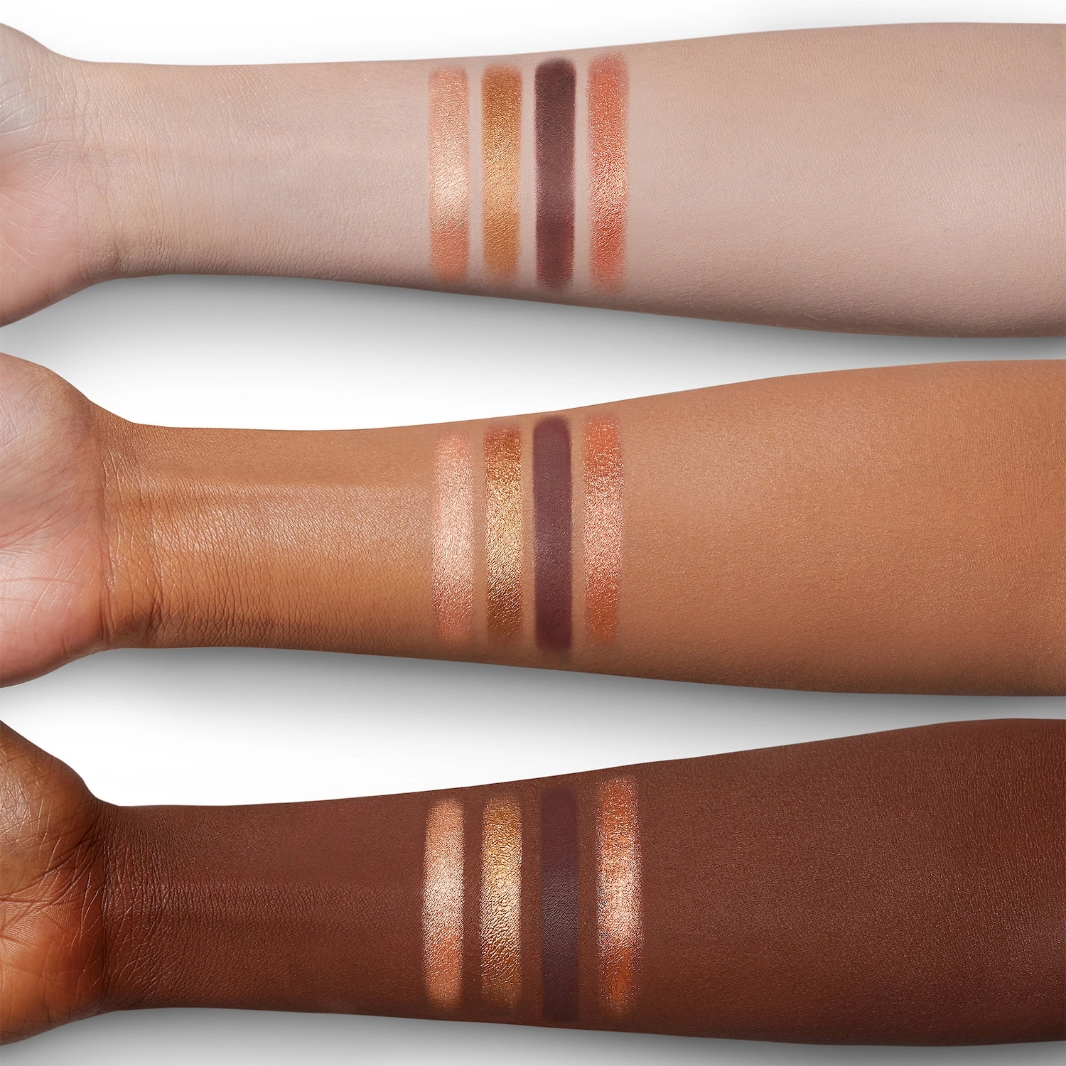 Charlotte Tilbury Luxury Eyeshadow Palette Queen of Glow Shimmer Finish - Image 4
