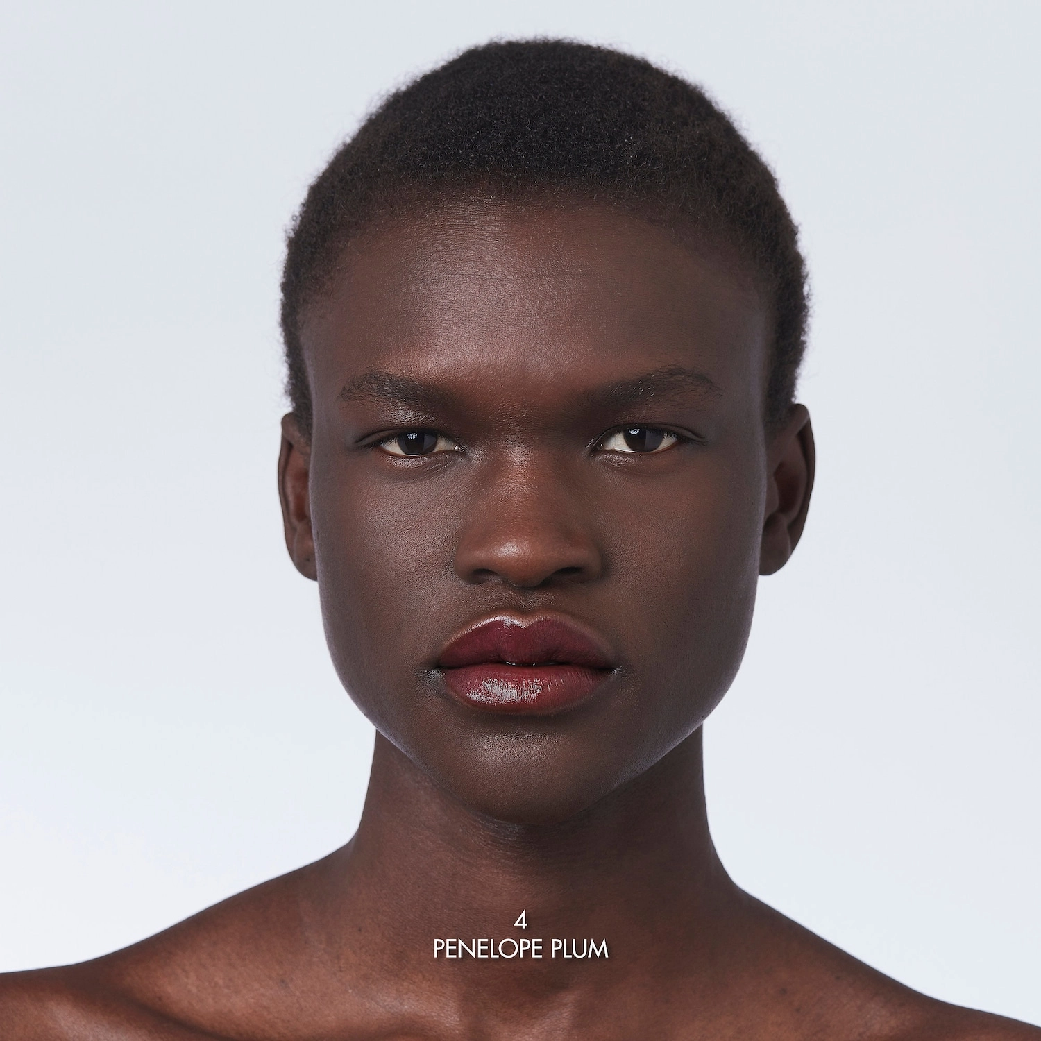 Gucci Hydrating Lip Balm Color: 4 Penelope Plum - Image 6