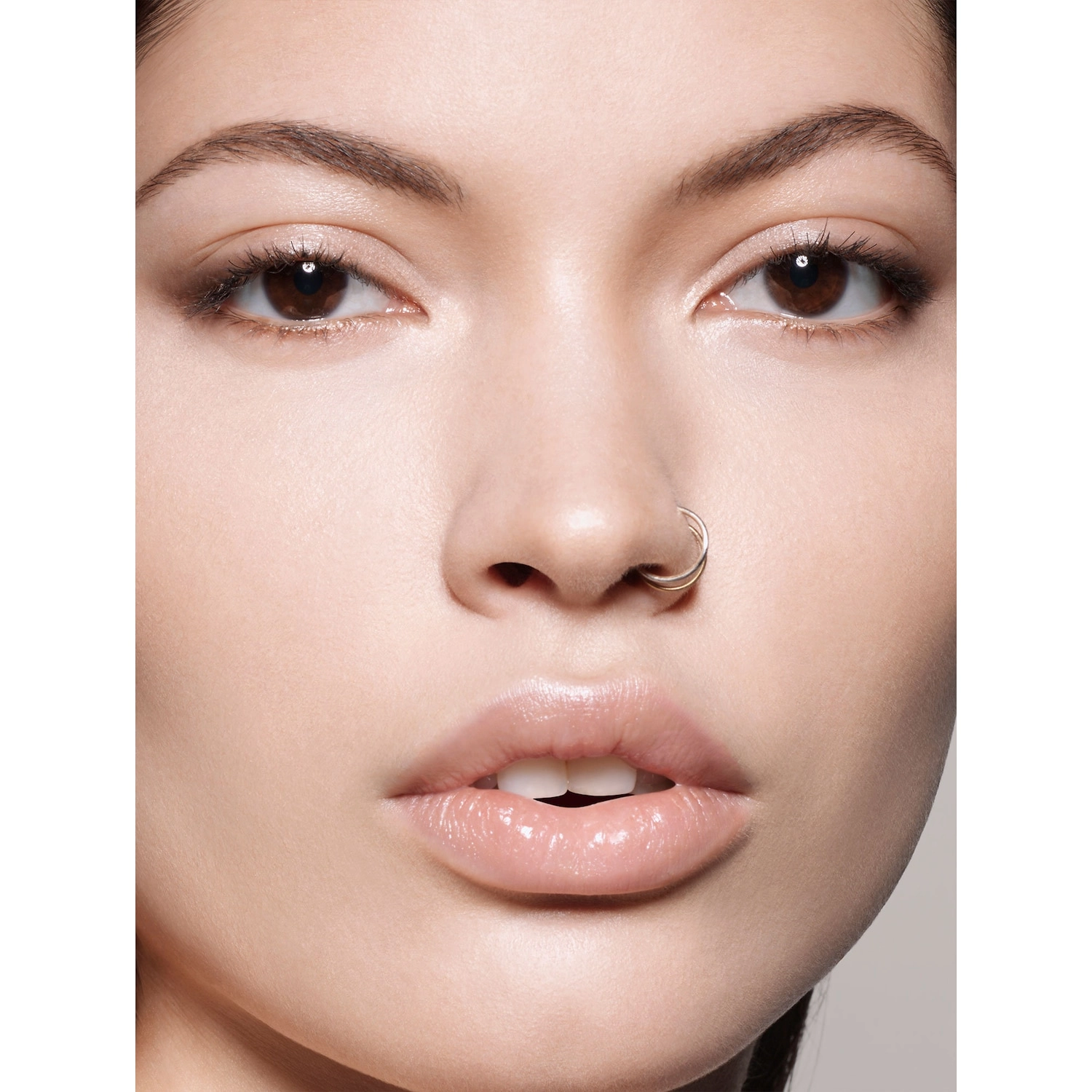 PAT McGRATH LABS Sublime Perfection Concealer L3 - Light with Yellow Undertones - Image 5