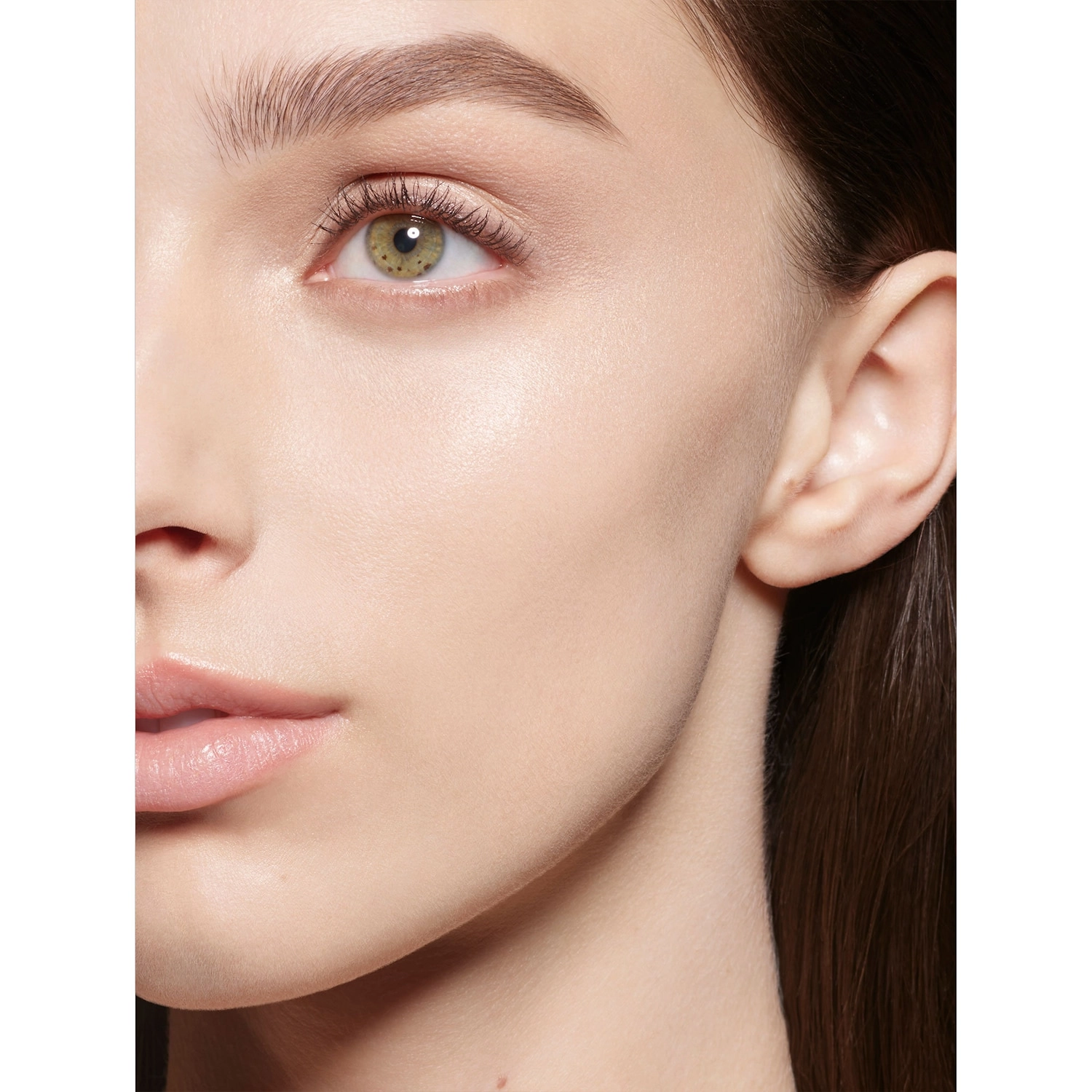 PAT McGRATH LABS Sublime Perfection Concealer L5 - Light with Neutral Undertones - Image 5