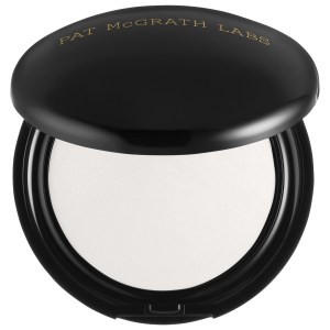 PAT McGRATH LABS Sublime Perfection Blurring Under-Eye Setting Powder - Light, Radiant Finish