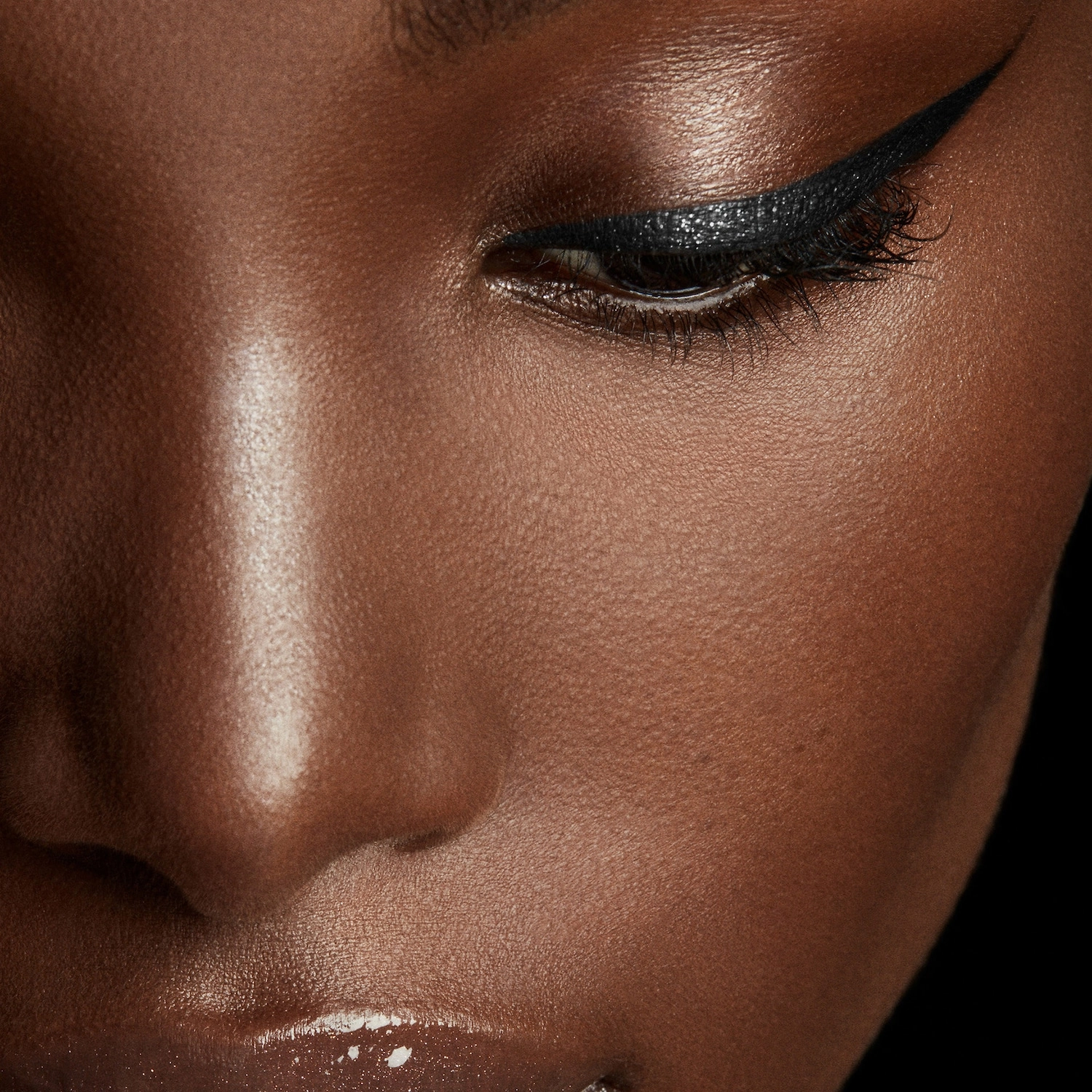 Fenty Beauty by Rihanna Flypencil Longwear Pencil Eyeliner in Black Card - Image 3