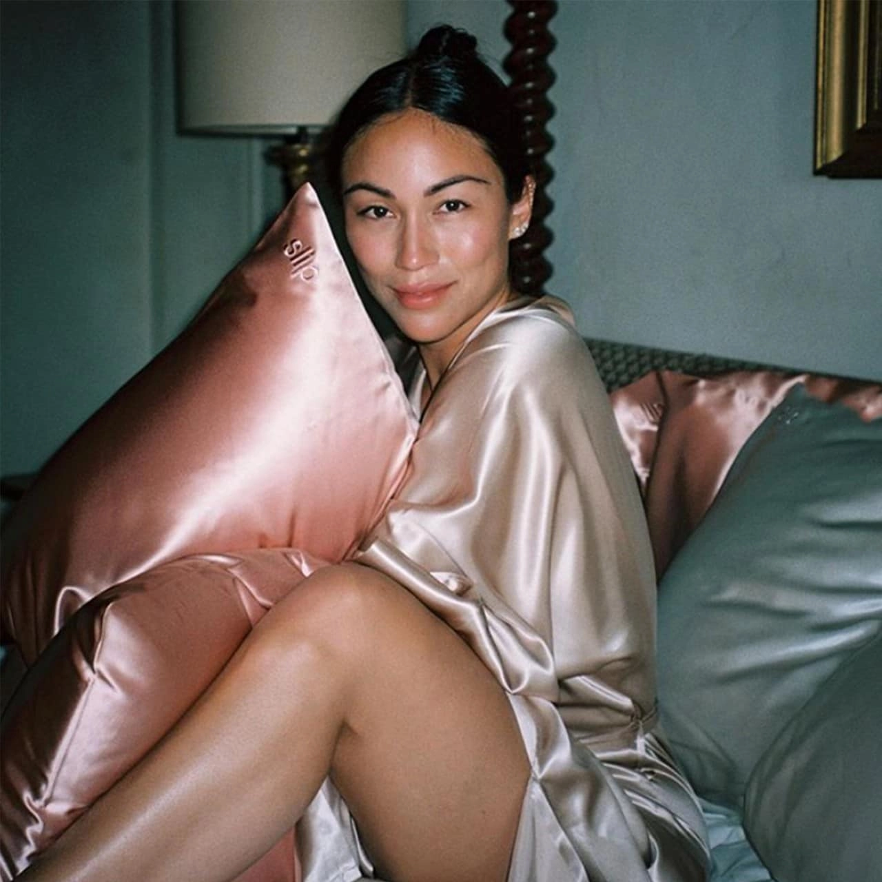 Slip Silk Pillowcase - Standard/Queen Color: Rose Gold - Image 12