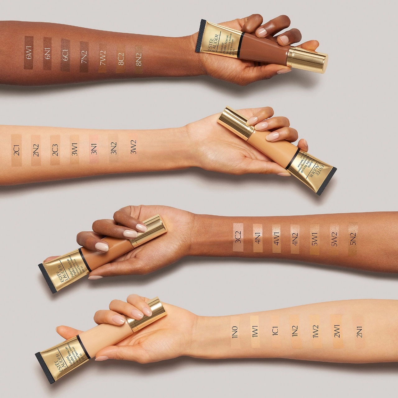 Estée Lauder Futurist Hydra Rescue Moisturizing Foundation SPF 45 Color: 3C2 Pebble - Medium with Cool Rosy Undertones - Image 9