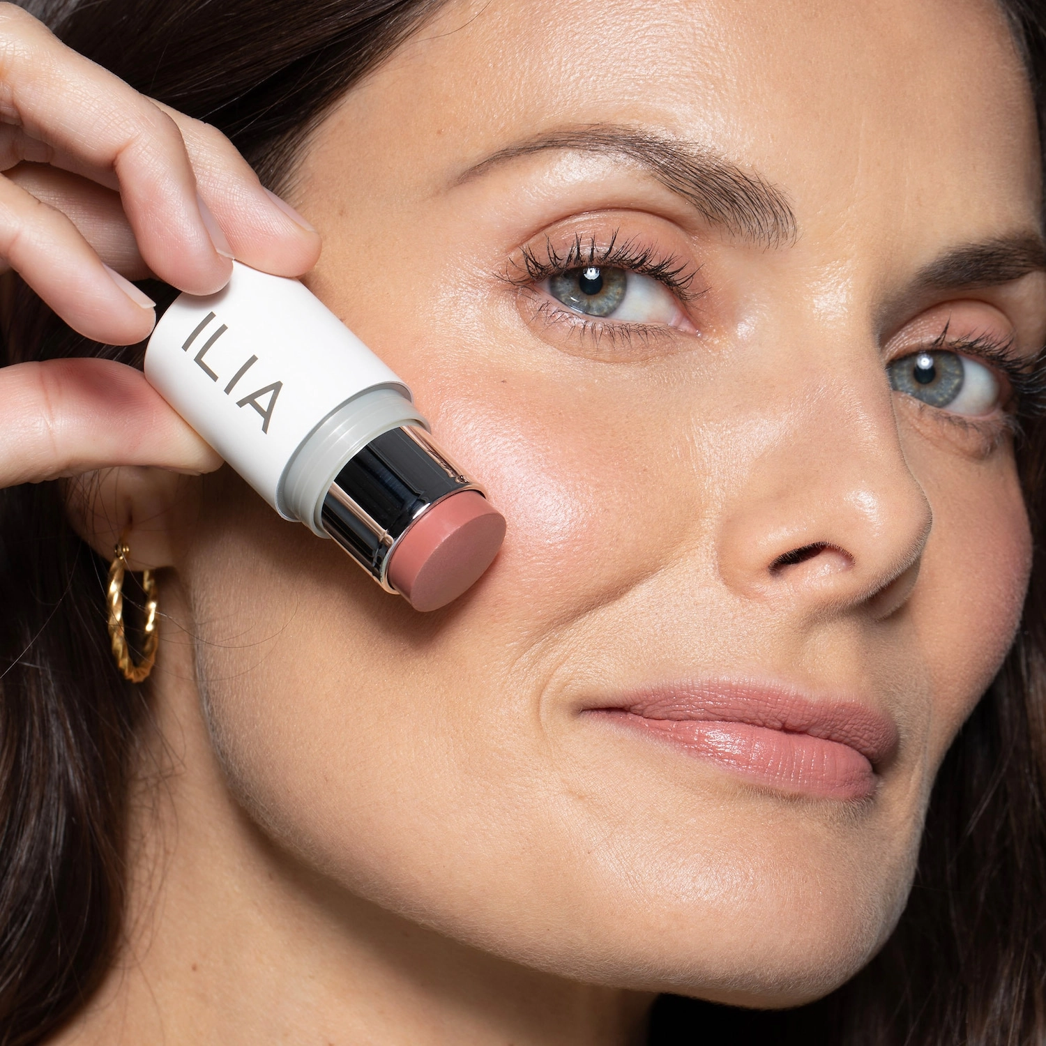 ILIA Multi-Stick Cream Blush + Highlighter + Lip Tint Color: Lady Bird - Neutral Rose - Image 5