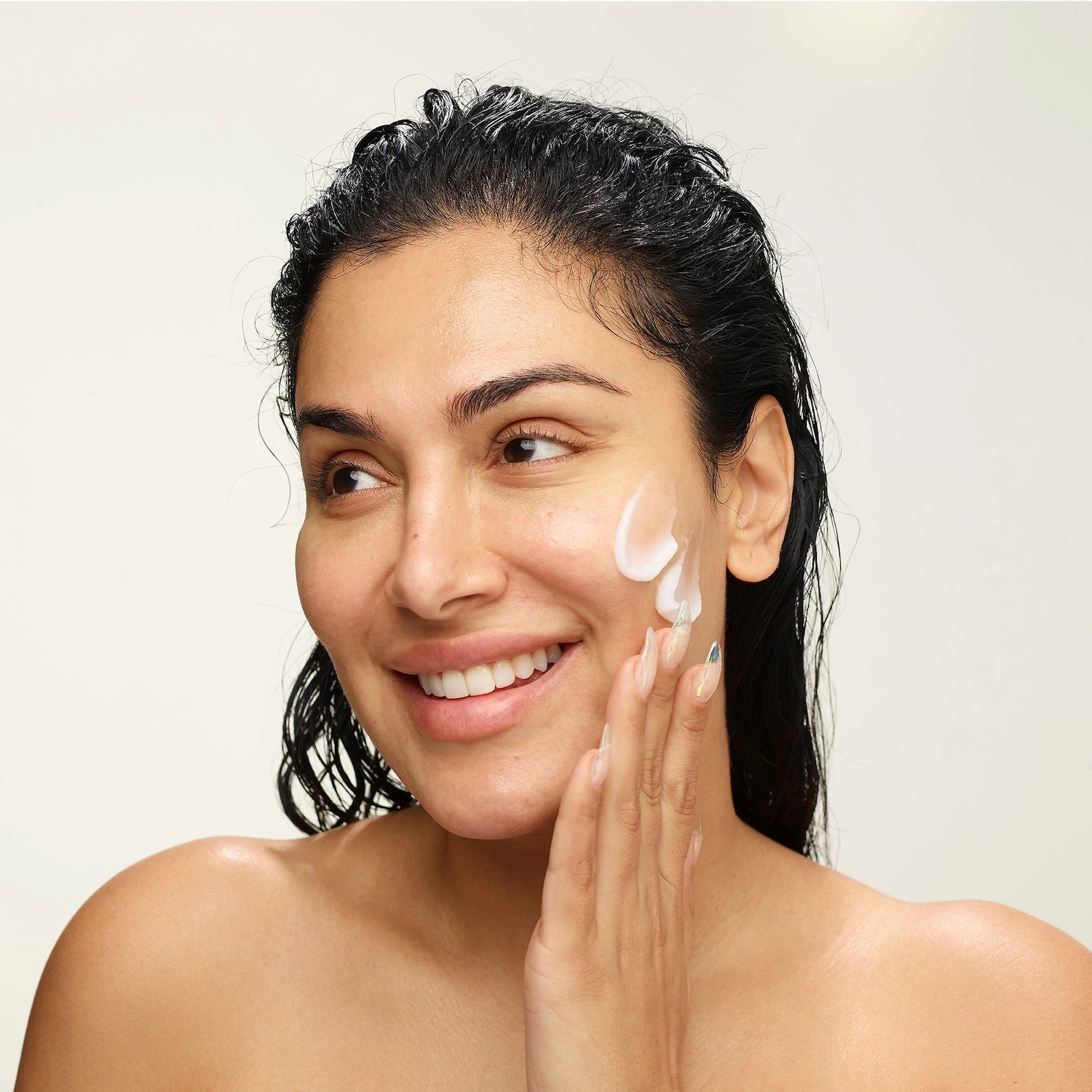 Wishful Yo Glow AHA & BHA Facial Enzyme Scrub - Image 11