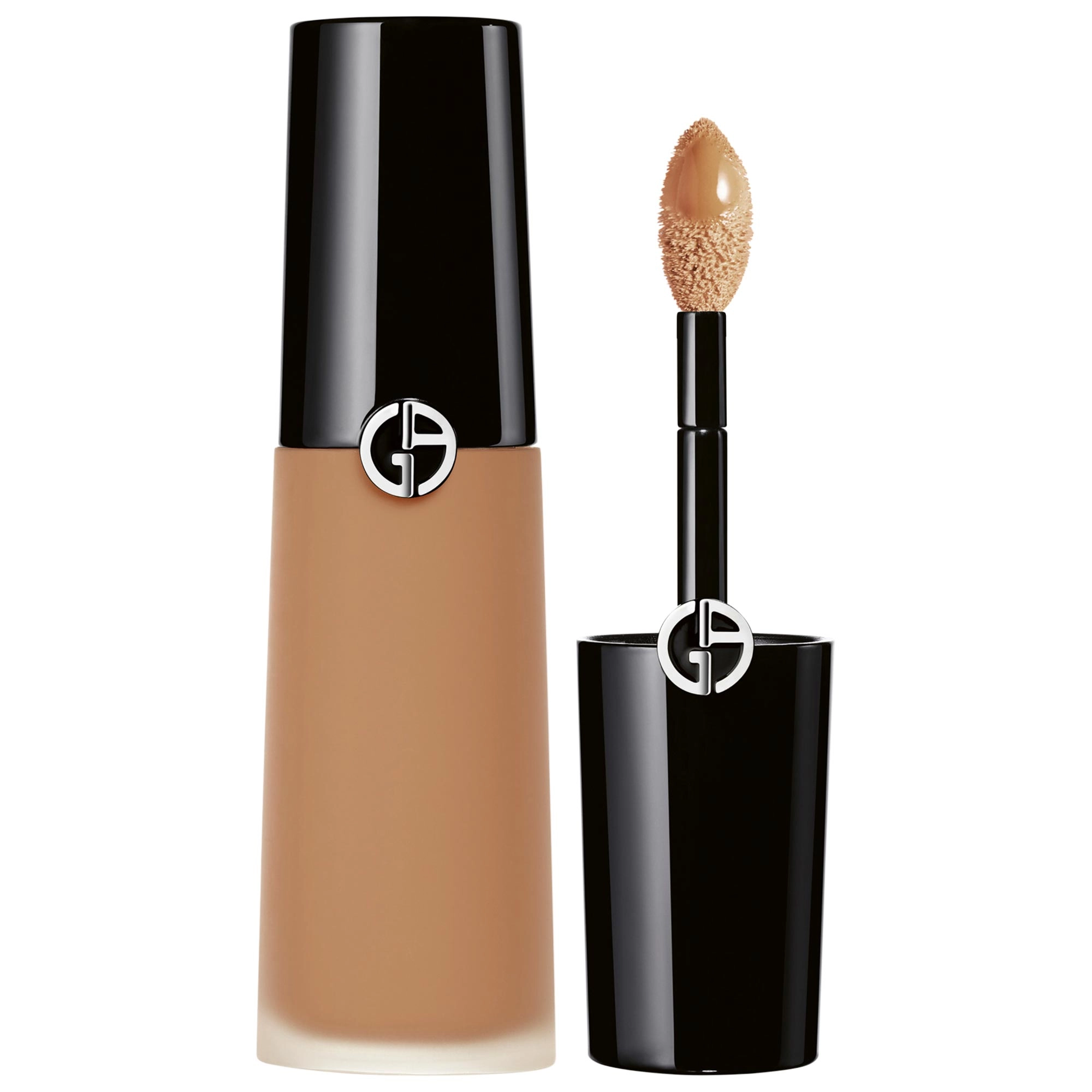 Armani Beauty Luminous Silk Face and Under-Eye Concealer Color 8 - Tan with Neutral Undertone