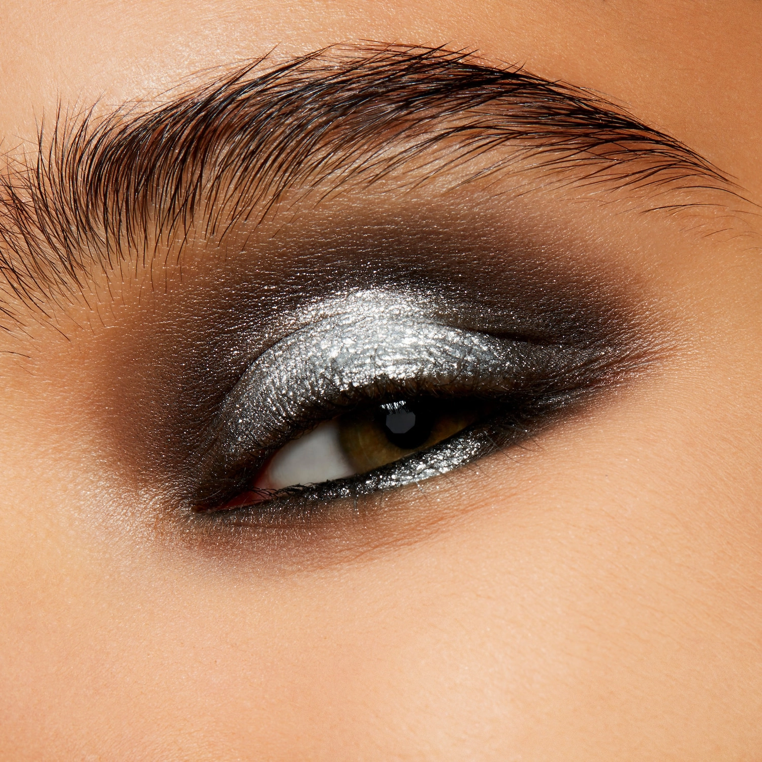 MAC Cosmetics Dazzleshadow Extreme - Discotheque Silver - Image 5