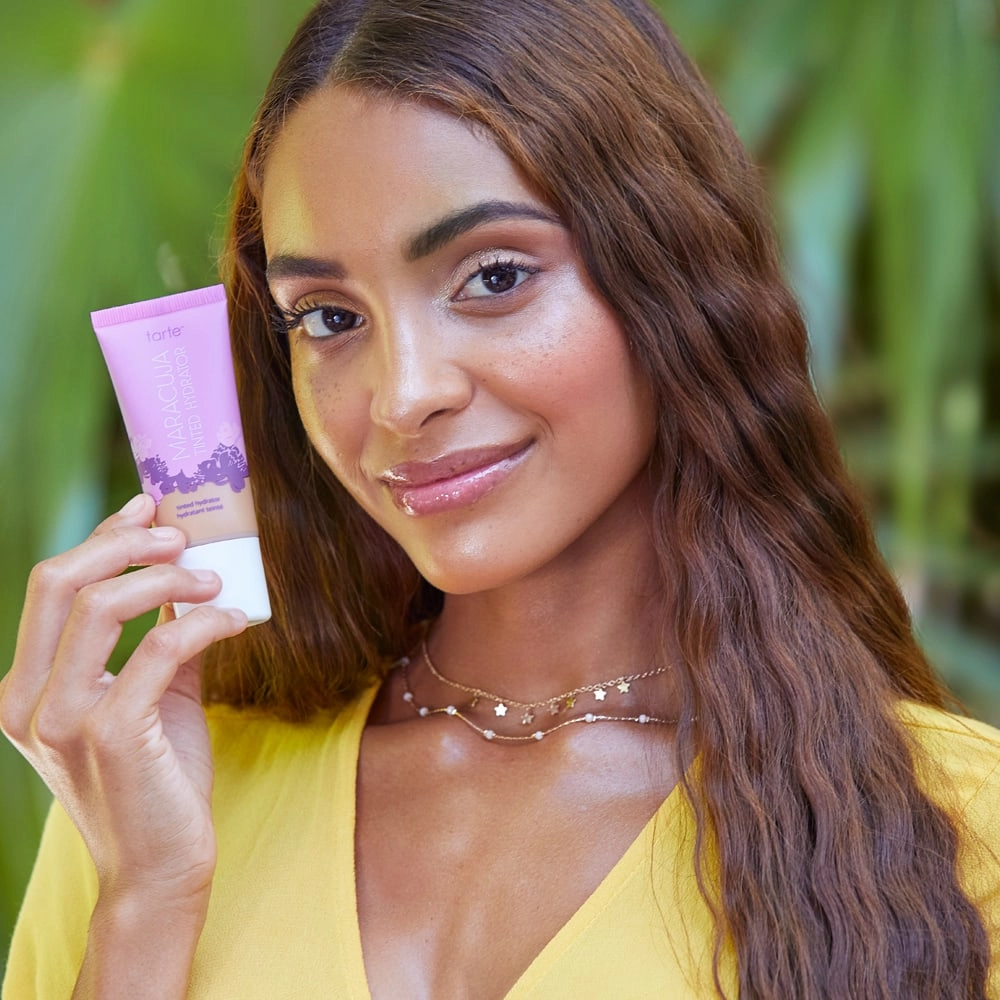 Tarte Maracuja Hydrating Tinted Moisturizer 42S Tan Sand - Vegan, Light Coverage, Radiant Finish - Image 3