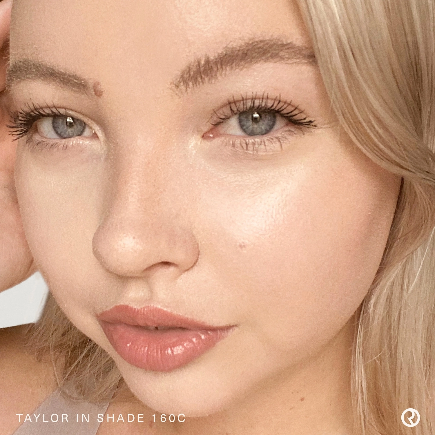 Rare Beauty Liquid Touch Brightening Concealer 160C - Light with Cool Pink Undertone - Image 3