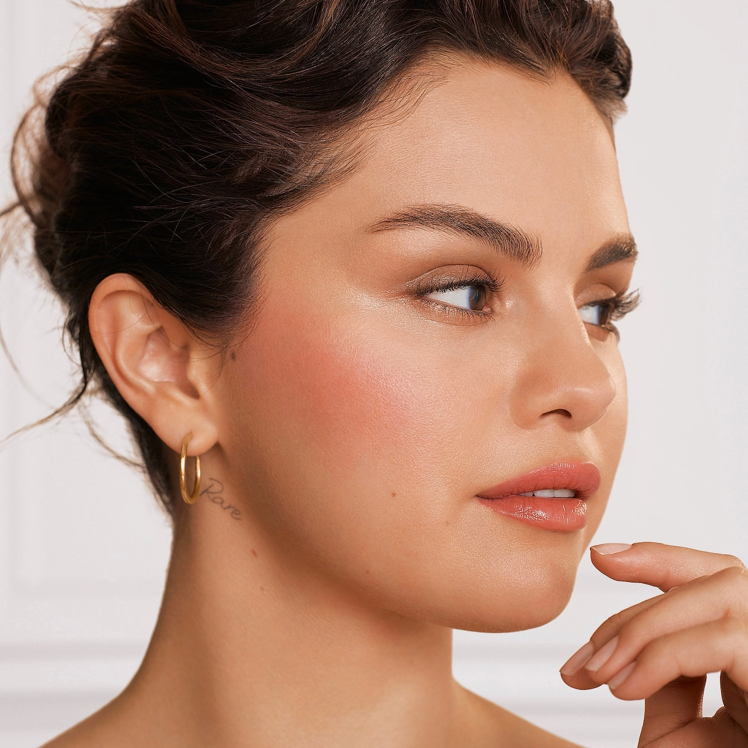 Rare Beauty by Selena Gomez Positive Light Liquid Luminizer Highlight - Enchant, Soft Pink - Image 4