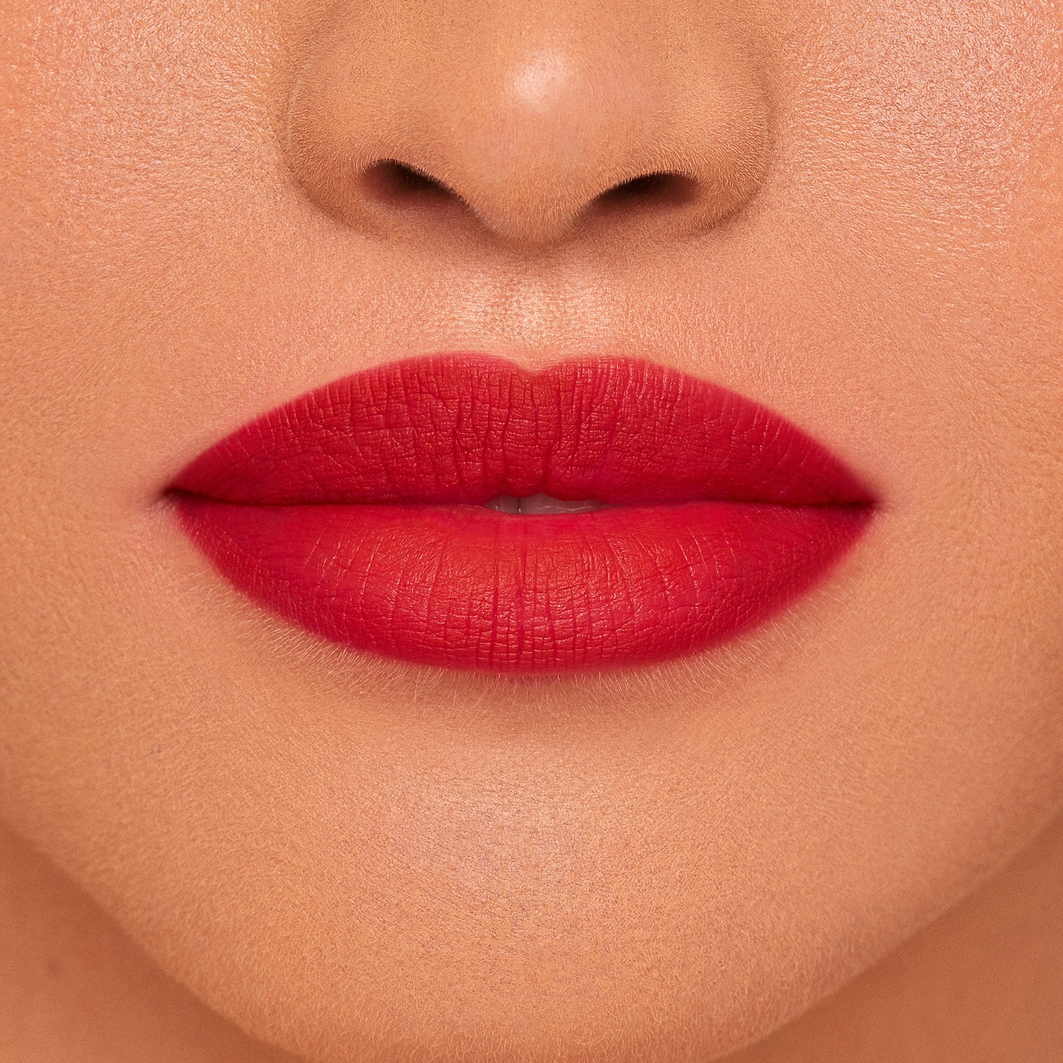 PATRICK TA Major Headlines Precision Lip Crayon - That's Why She's Late, True Red, Vegan, Matte Finish - Image 4