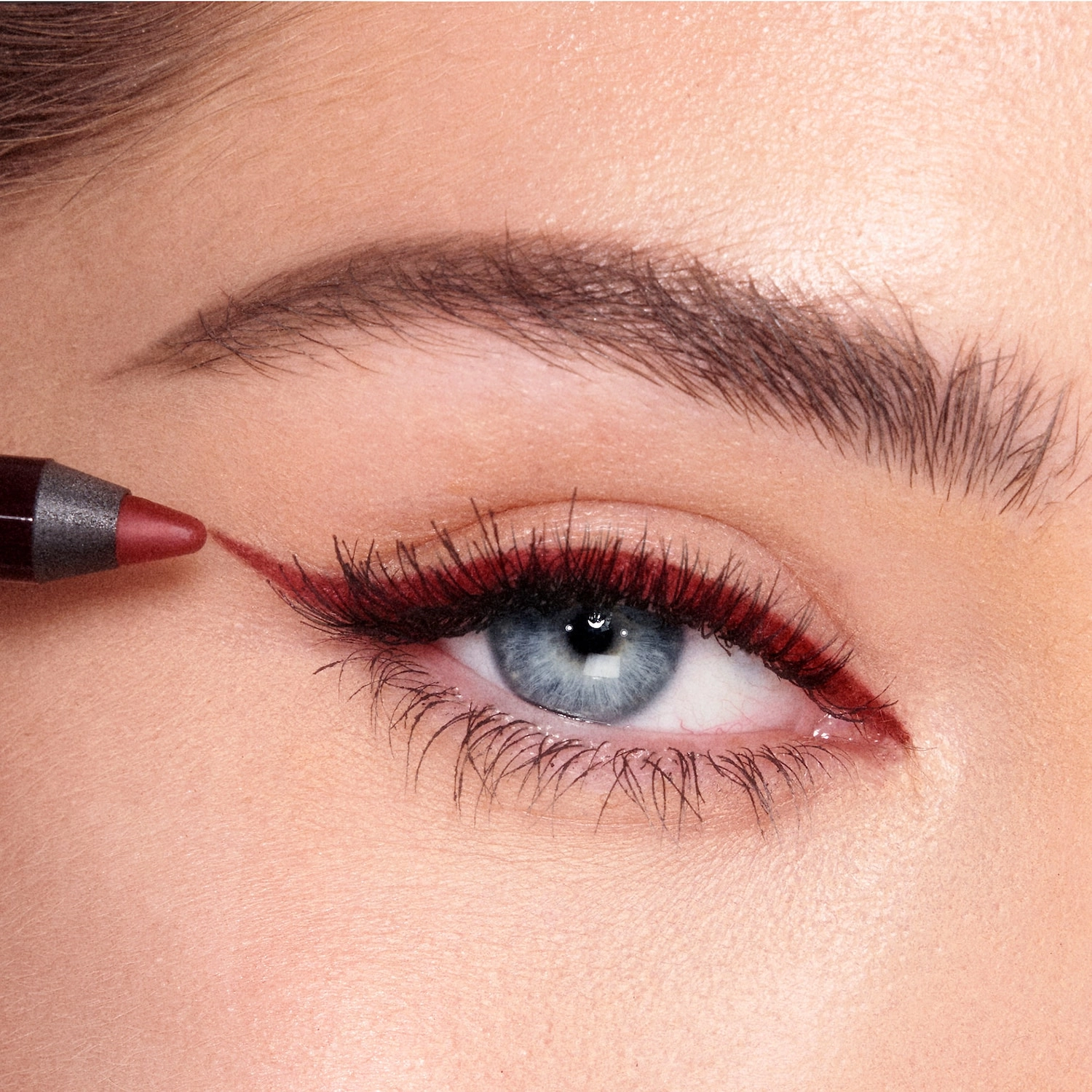 Charlotte Tilbury Eye Liner - Walk of No Shame Collection Color: Walk of No Shame - Warm-Russet - Image 3