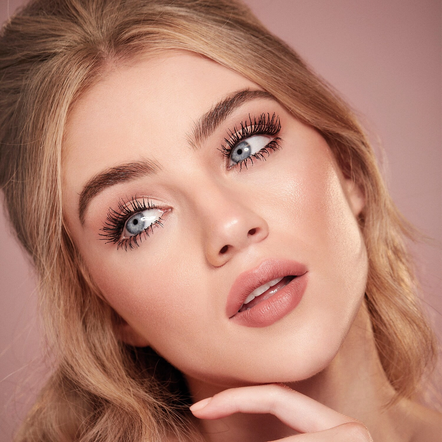 Charlotte Tilbury Pillow Talk Push Up Lashes Volumizing & Lengthening Mascara - Image 2