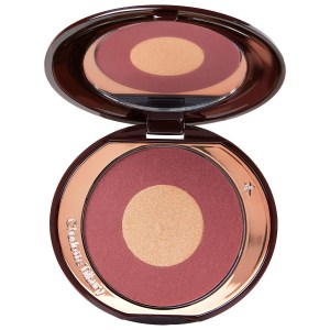 Charlotte Tilbury Cheek To Chic Blush - Walk of No Shame Berry-Rose Color