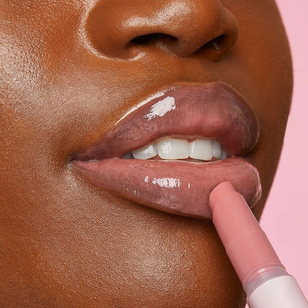 Tarte Maracuja Juicy Lip Balm Color: Grapefruit - Peachy Nude - Image 6