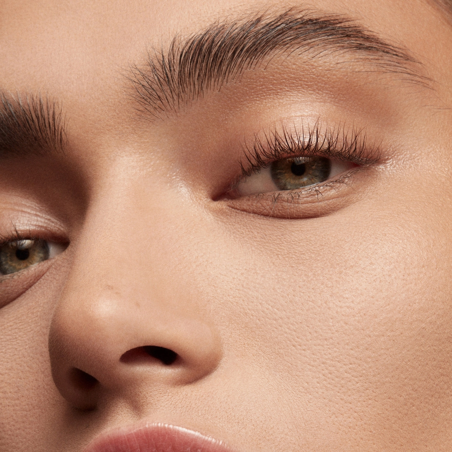 Fenty Beauty by Rihanna Brow MVP Sculpting Wax Pencil & Styler - Clear, Long-Wear Brow Wax - Image 5