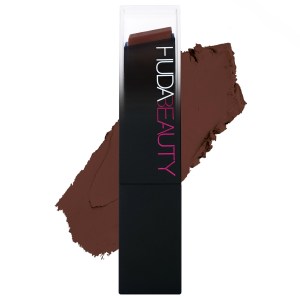 HUDA BEAUTY #FauxFilter Skin Finish Foundation Stick 590R Lava Cake