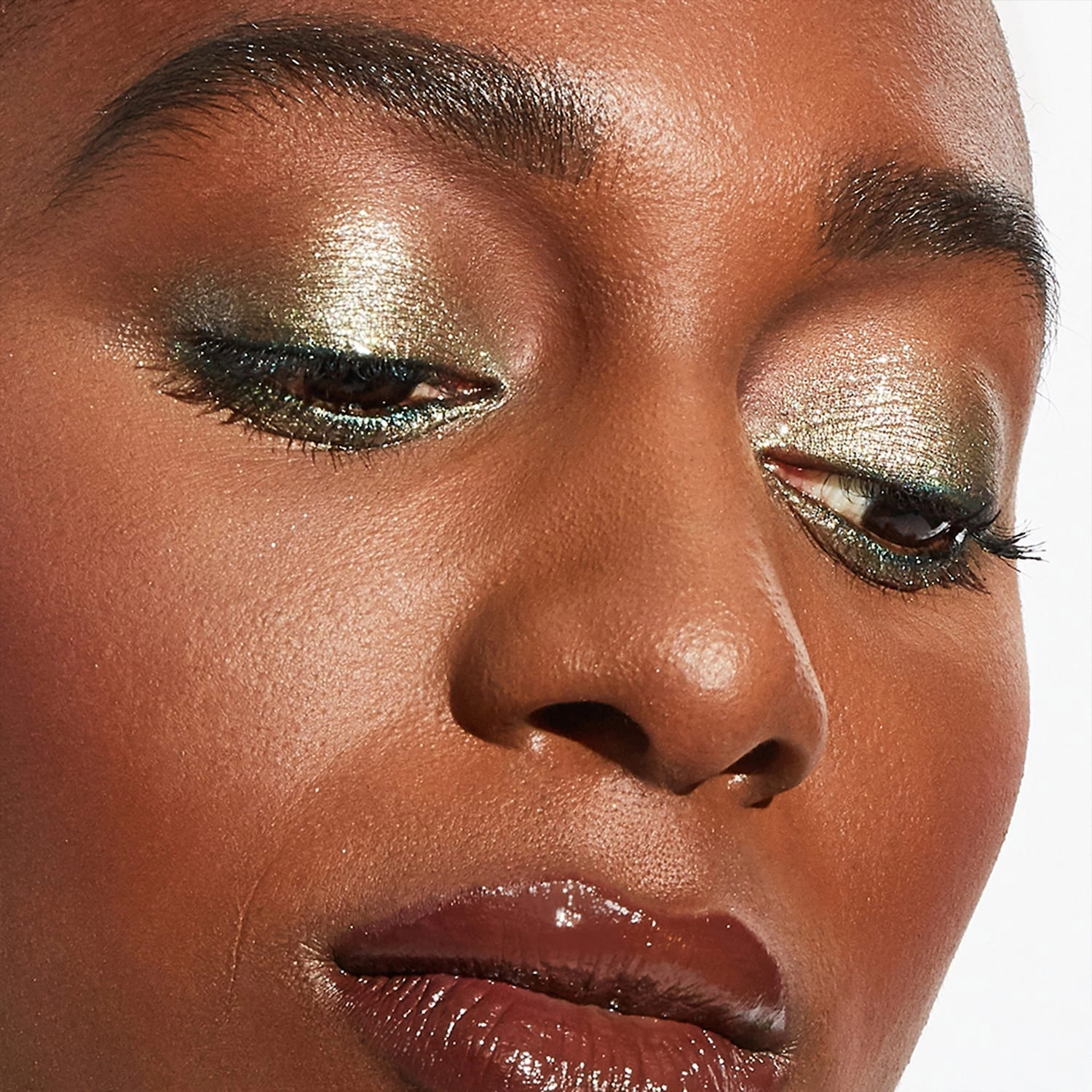 Urban Decay 24/7 Moondust Eyeshadow - Cosmic, Sheer White Sparkle - Image 4