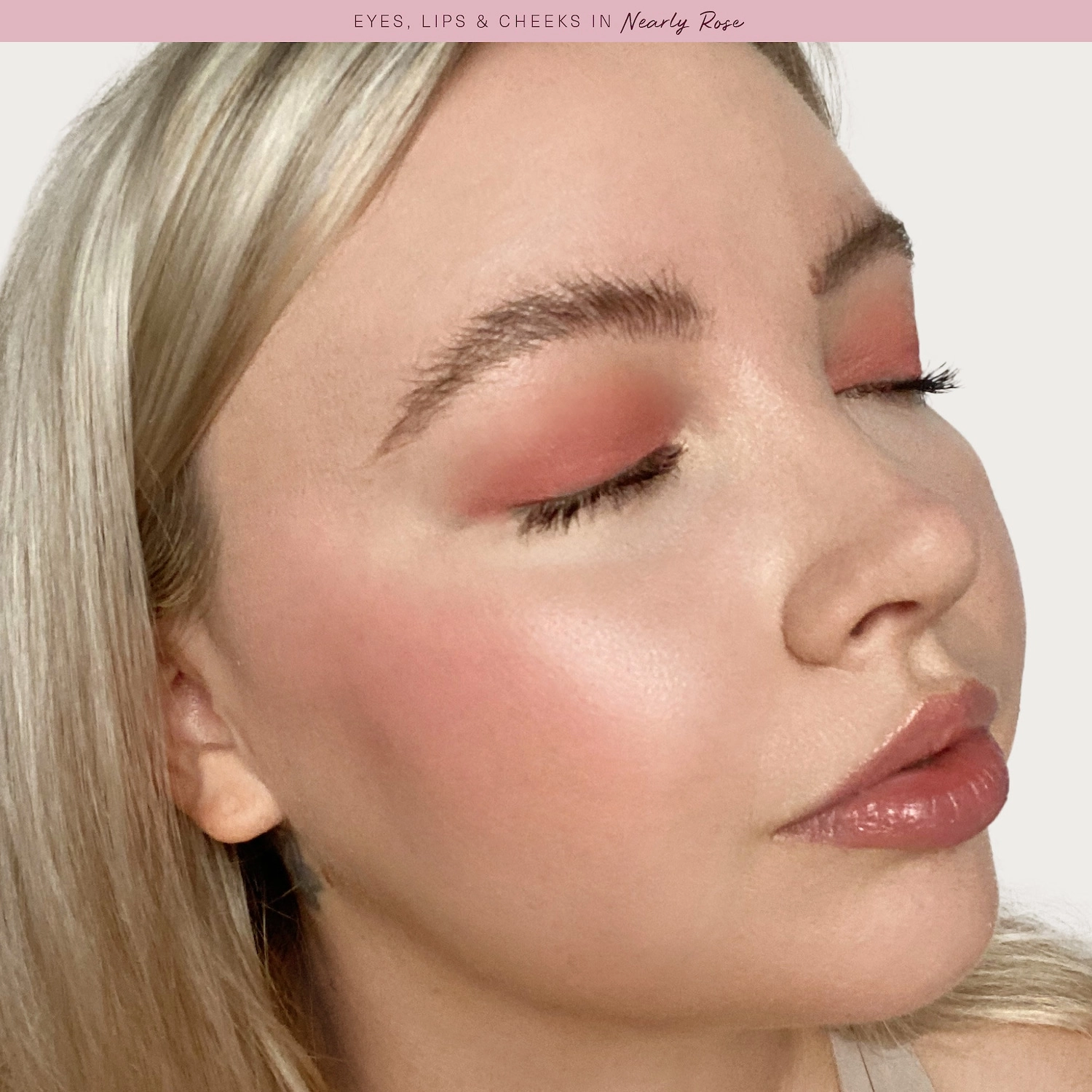 Rare Beauty by Selena Gomez Stay Vulnerable Liquid Eyeshadow - Nearly Rose - Image 3