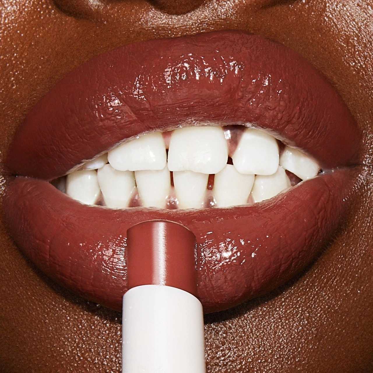 Charlotte Tilbury Hyaluronic Happikiss Lipstick Balm - Passion Kiss, Soft Brown, Vegan - Image 3