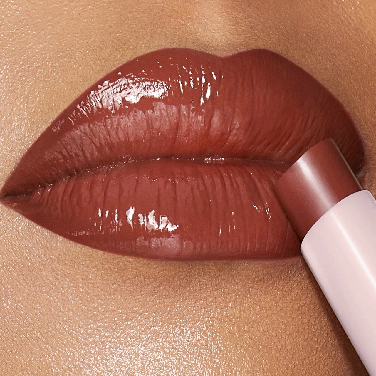 Charlotte Tilbury Hyaluronic Happikiss Lipstick Balm - Passion Kiss, Soft Brown, Vegan - Image 5