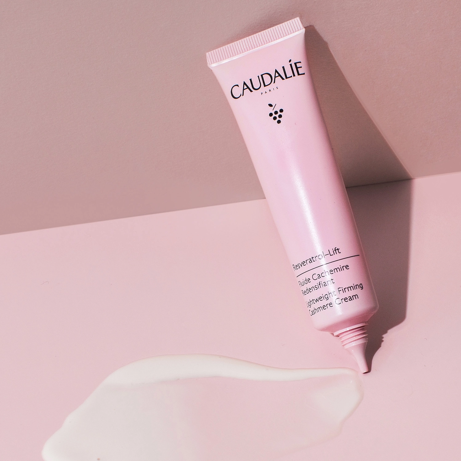 Caudalie Resveratrol Lift Lightweight Firming Cashmere Moisturizer 1.3 oz/40 mL - Image 4